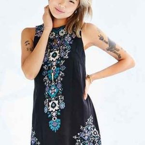 URBAN OUTFITTERS ECOTE Guinevere Black Sz Small